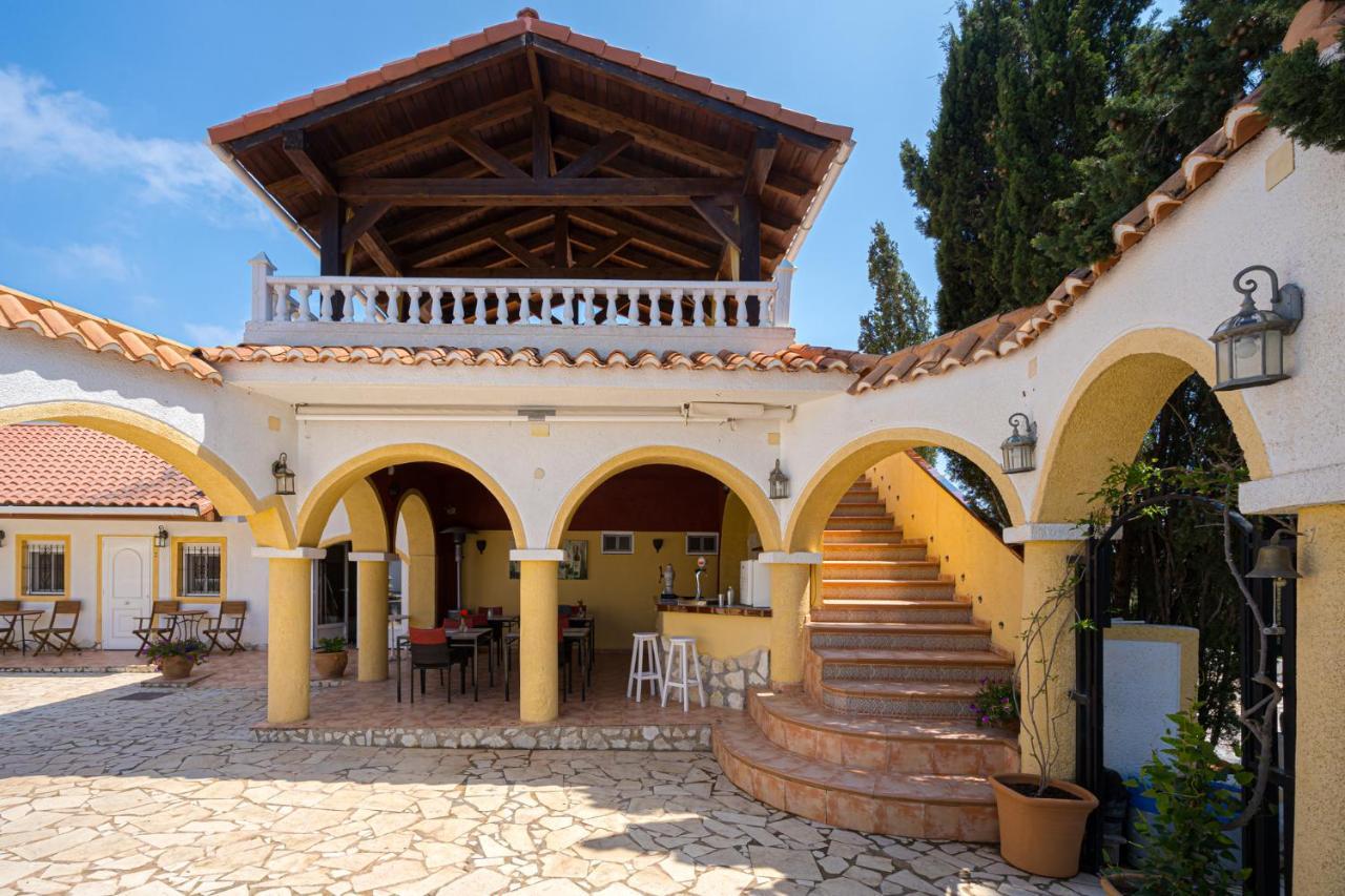 Finca Bilou Aigues Exterior photo
